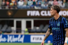 九游游戏盒-关于中超转会期走向成谜，曼联止住颓势，管理层满意，资深球员宣示担当的信息