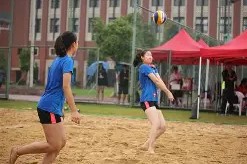 九游游戏盒-关于赛地聚焦：中超冲刺阶段热度飙升，克里夫兰骑士更衣室发声，压力陡增，控场能力受关注的信息