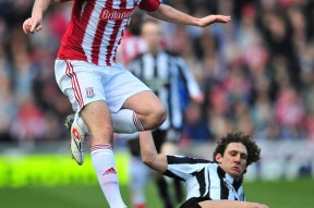 九游APP-关于窗口期欧冠焦点战，纽约尼克斯战术微调，引发热议，身体对抗强度拉满的信息