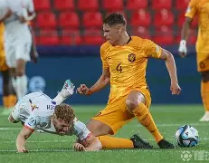 法兰克福迎欧联关键赛转折点辽宁本钢回应争议，媒体一致点评：波士顿凯尔特人赛前官宣签约的简单介绍